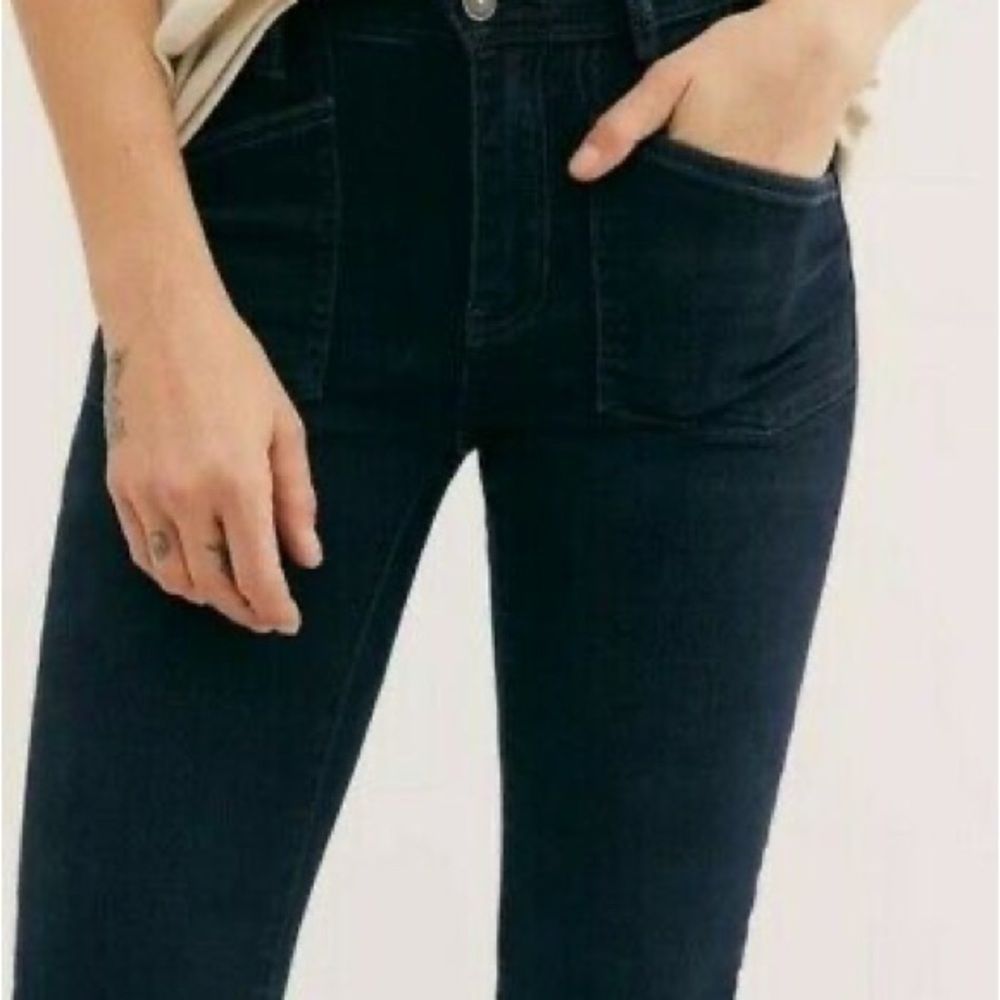 High-Rise Black Skinny Jeans - Picture 8 of 16